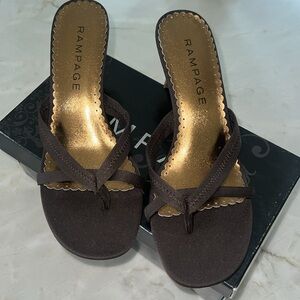 Rampage Women's Margaret Brown Strappy Thong Sandals Heels NIB SZ 8.5
